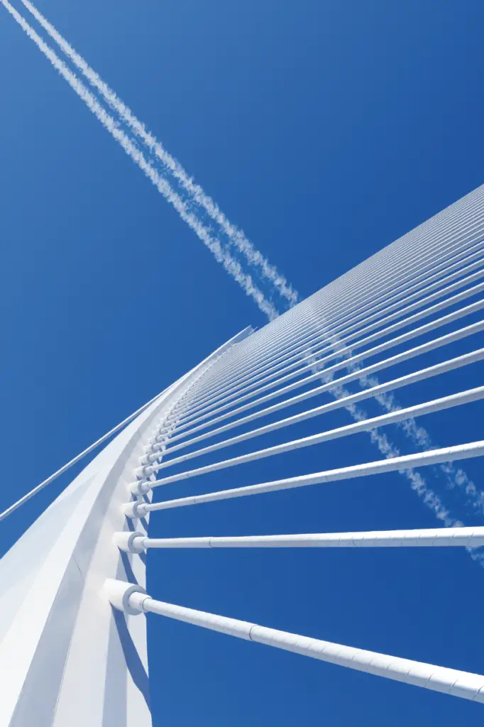Jetcom è il partner ideale per chi cerca l’eccellenza nei cieli. Proponiamo soluzioni personalizzate, jet di alto livello e un servizio continuo, ovunque tu sia. Compila il modulo, ricevi una proposta su misura e preparati a vivere il volo come mai prima. Ogni viaggio con noi è un privilegio costruito intorno alle tue esigenze.